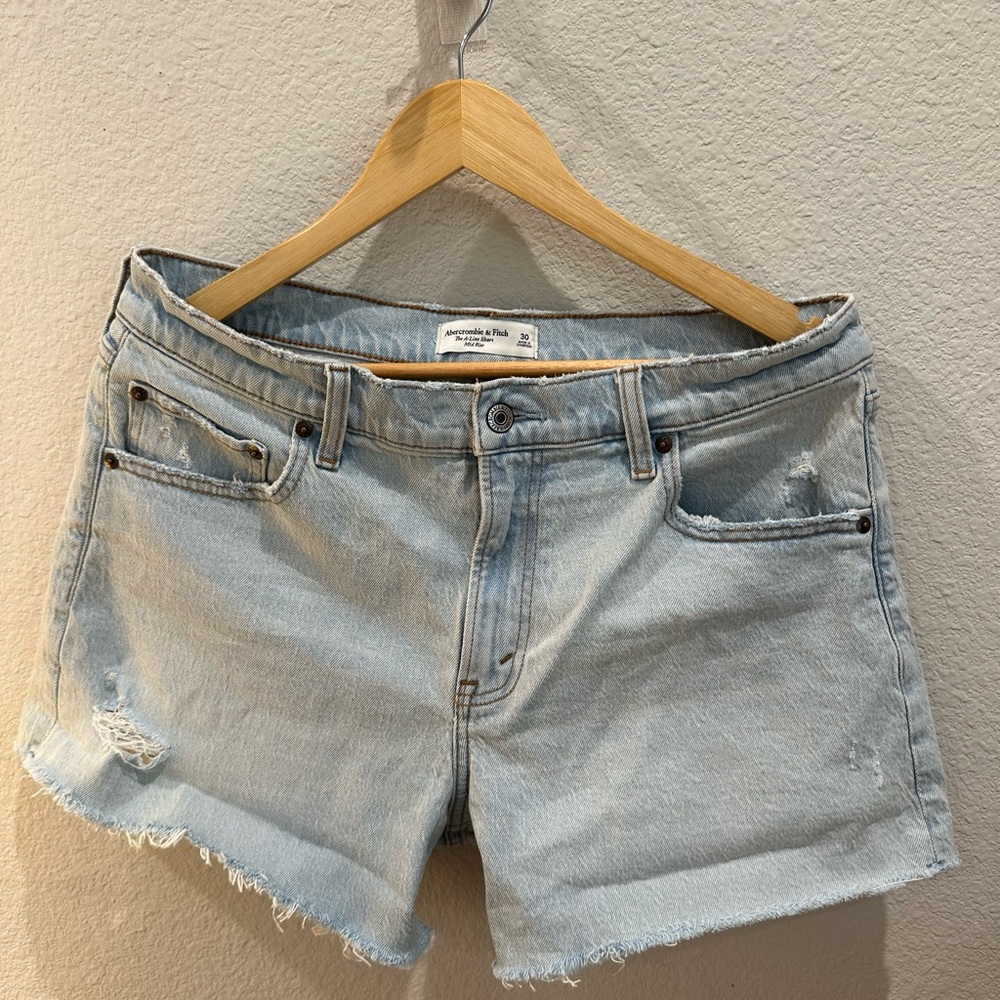 Abercrombie & Fitch  A-line shorts curve love size 30